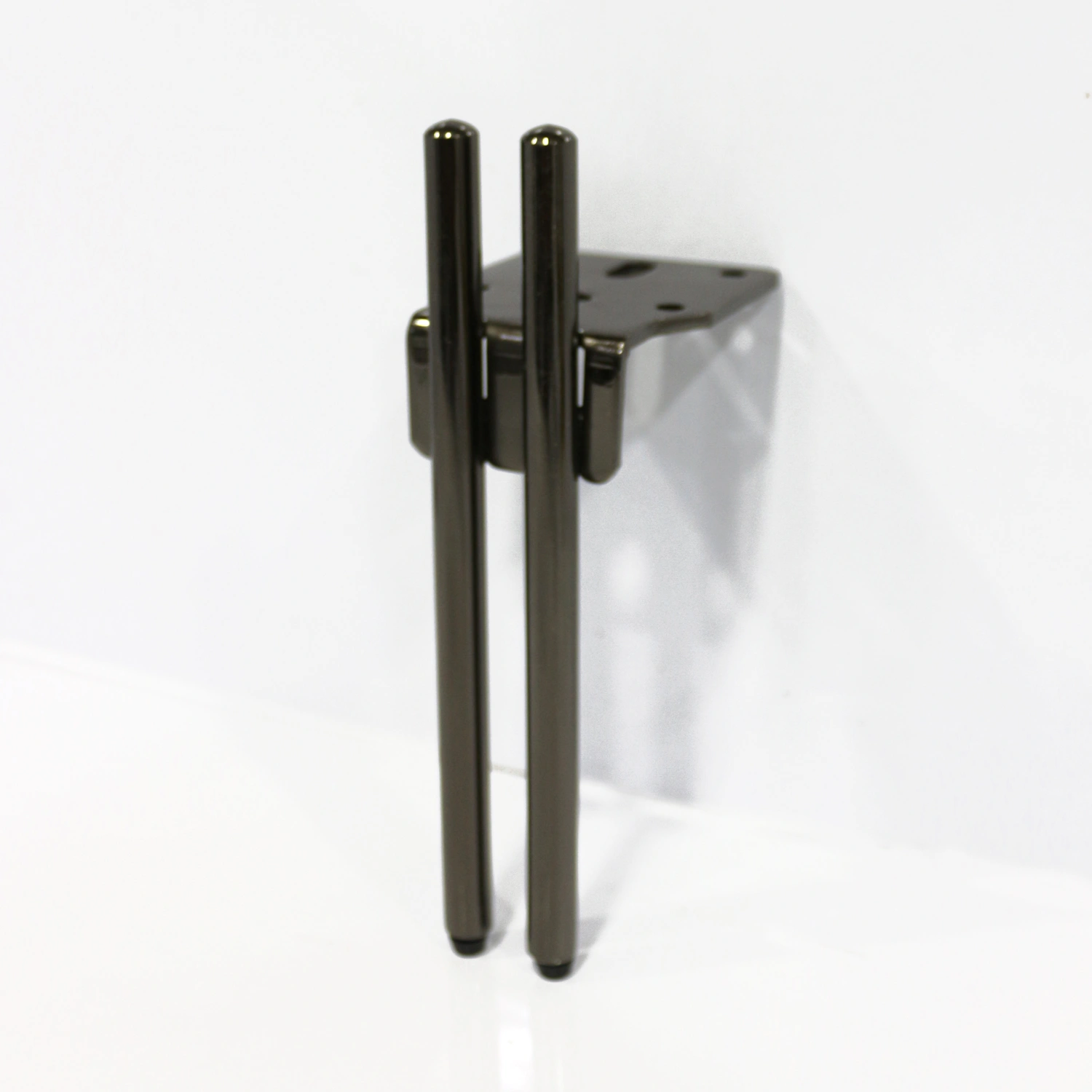 L shape stylish metal sofa leg